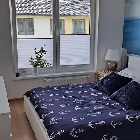 Dom Nad Morzem, Basen, Plaza, Silownia, Plac Zabaw, Kort Tenisowy * 尤斯托尼莫斯基