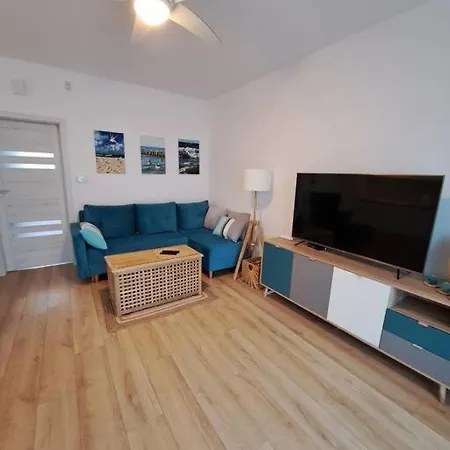 Dom Nad Morzem, Basen, Plaza, Silownia, Plac Zabaw, Kort Tenisowy 度假居 尤斯托尼莫斯基