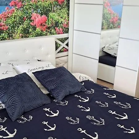 Dom Nad Morzem, Basen, Plaza, Silownia, Plac Zabaw, Kort Tenisowy 度假居 尤斯托尼莫斯基