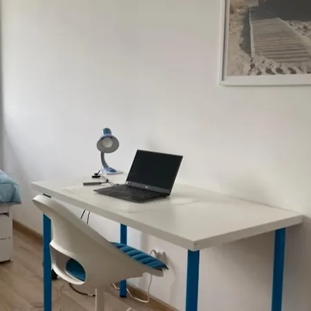 度假居 Dom Nad Morzem, Basen, Plaza, Silownia, Plac Zabaw, Kort Tenisowy 尤斯托尼莫斯基